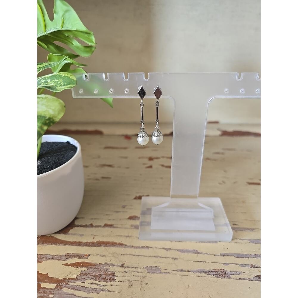 Vtg Silver tone Faux Pearl Dainty Beaded Classic Fashion Jewelry Dangle Earrings